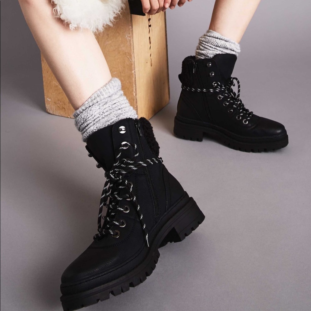 Steve Madden Keystone Faux Fur Leather Combat Boot - Picture 16 of 16